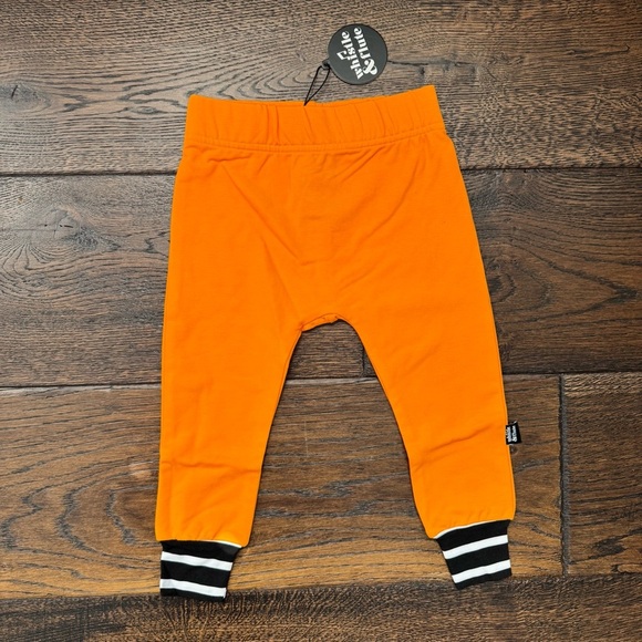 Whistle and Flute Gray Fish Tee and Orange Pants Set - Picture 2 of 7